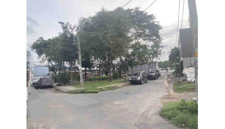 Bán nhà HẺM XE TẢI 2 TẦNG view Công viên 100m2_5x20m Phạm Văn Đồng Hiệp Bình Chánh Thủ Đức Chỉ 8.95tỷ.